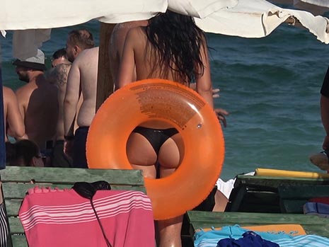 topless girl bikini ass